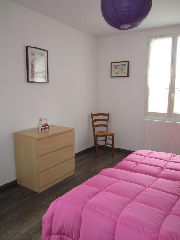 Cote Jardin Appartement Saint-Jean-en-Royans Kamer foto