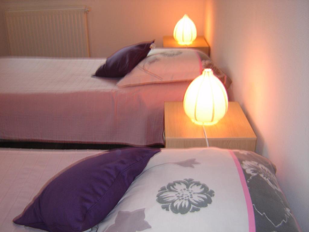 Cote Jardin Appartement Saint-Jean-en-Royans Kamer foto